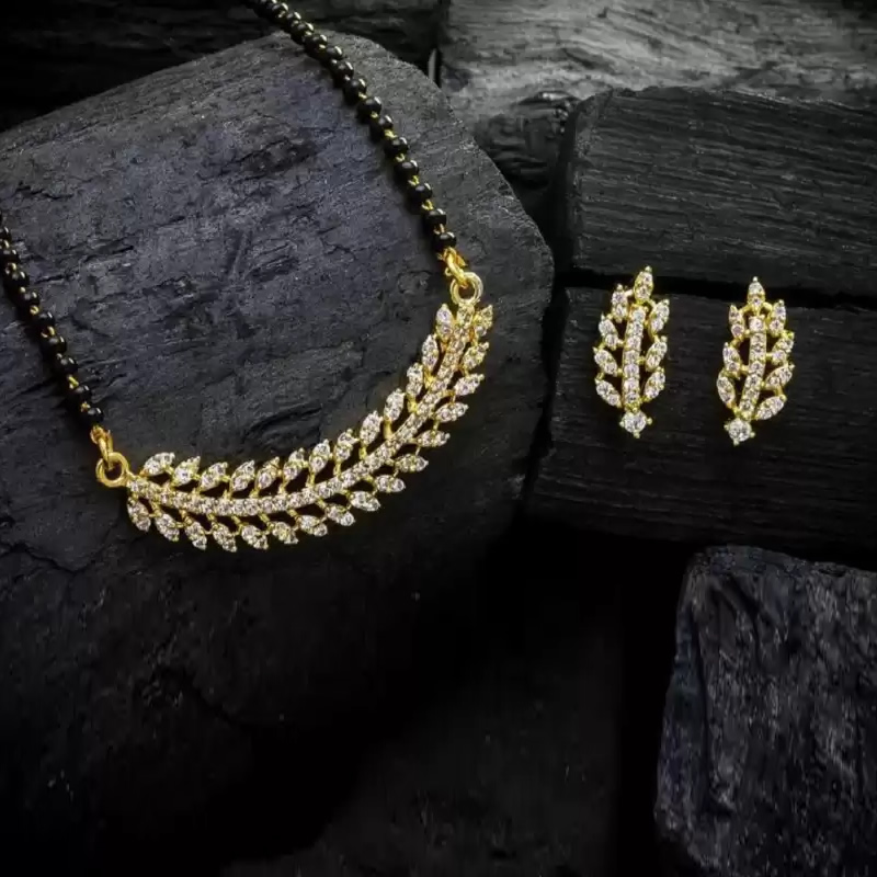 Leaf mangalsutra sales