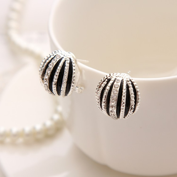 Crystal Gems Silver Plate Stud Earrings Jewellery Drops Product Details Crystal Gems Silver Plate Stud Earrings