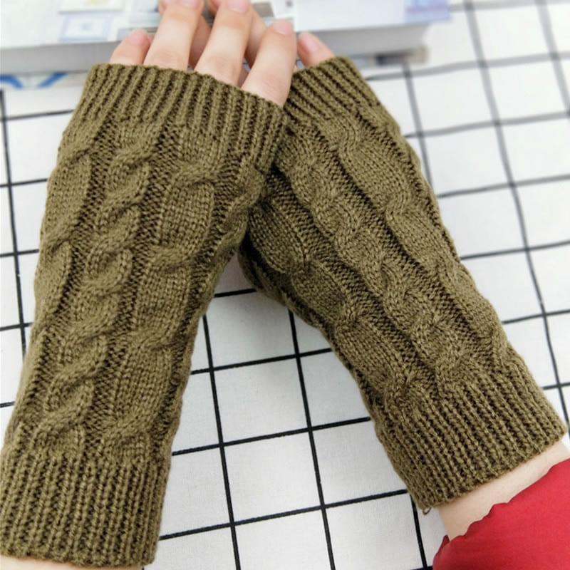 Knitted Woollen Warm and Fashionable Fingerless Winter Gloves , Western ...