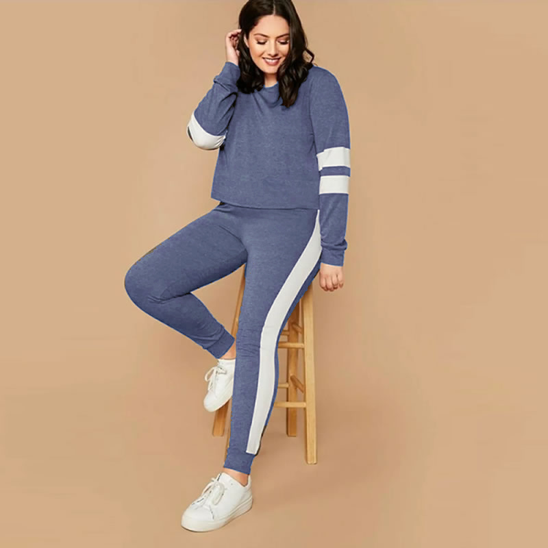 fashionable tracksuit for ladies