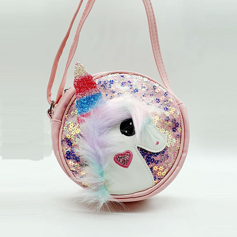 Miss Gwen Unicorn Plush Heart-Printed Medium Duffle Bag – 4 Kids Only