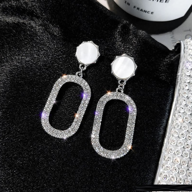 Womens Jewelry  Necklaces Earrings Bracelets Sets  More  Windsor