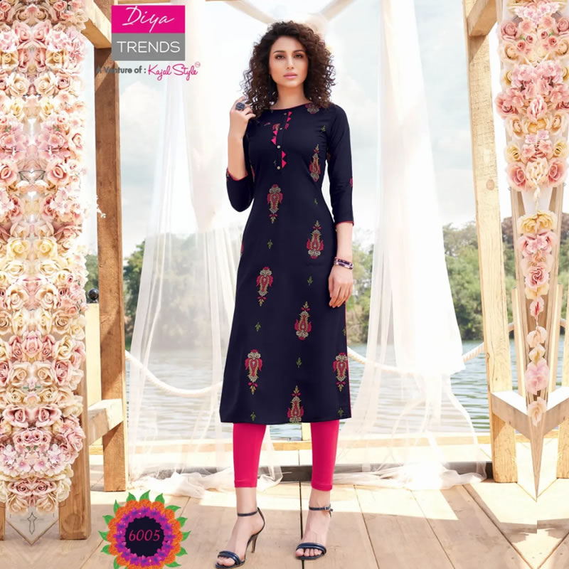 boat neck straight kurti design