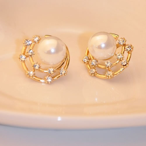 Vintage Starry Imitation Diamond Pearl Earrings Jewellery Product Details Vintage Starry Empty S Flash Imitation Diamond Pearl Earrings Studs