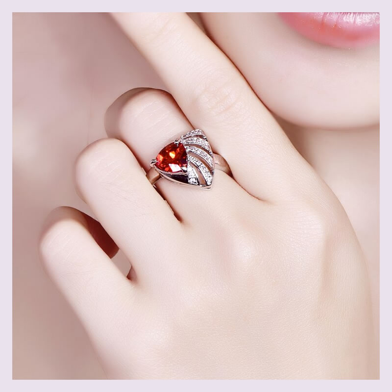 Triangle stone deals ring design