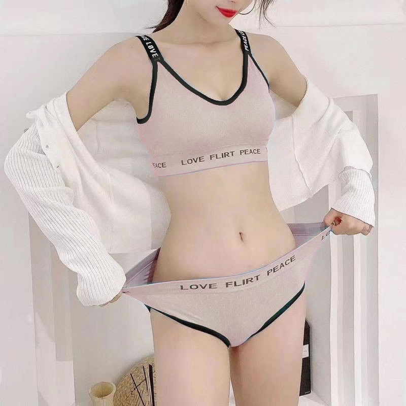 https://www.littledesire.com/uploads/products/q1615036245xbralettet-top-6.jpg