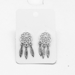 Round Shape Leaf Design Earrings