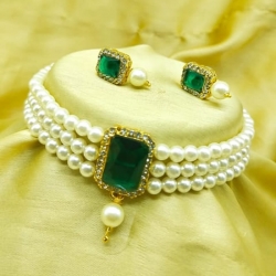 Green Stone Pearls Choker Necklace Set