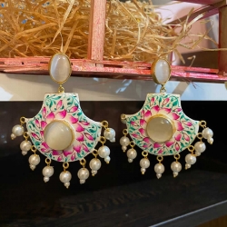 Classic Design White Pearl Earrings