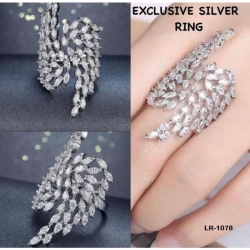 Stering Silver Plated Zircon Leaf Finger Ring