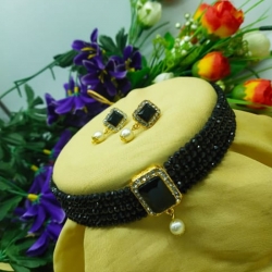 Black Stone Pearls Choker Necklace Set