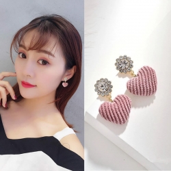 Cute Pink Love Heart-shaped Crystal Earrings
