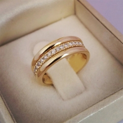 CZ Stones Round Golden  Ring